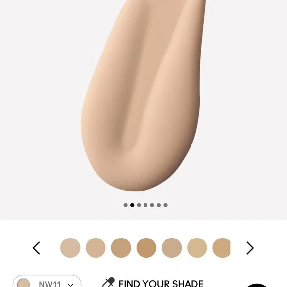 MAC Studio Radiance Foundation NW11 - Picture 4 of 4